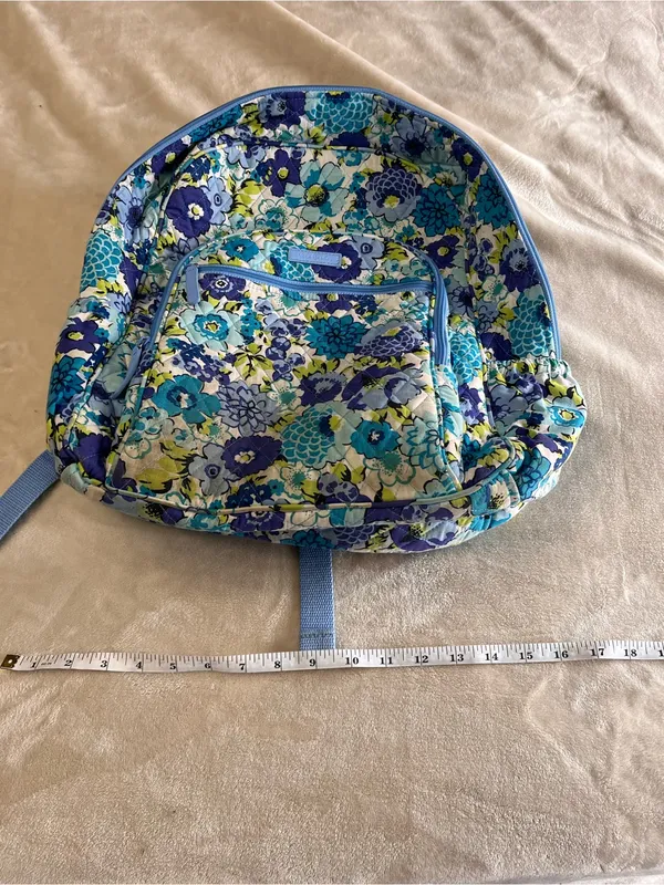 Vera Bradley Blue Floral Quilted Backpack with Aqua Accents - Image 7