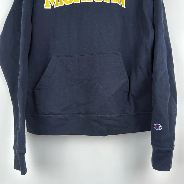 Champion University of Michigan Hooded Sweatshirt in Navy Blue Size Medium - Image 3