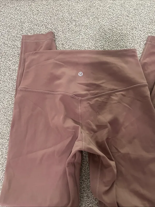 Lululemon High-Waist Women's Leggings in pink (dusty rose) - Image 3