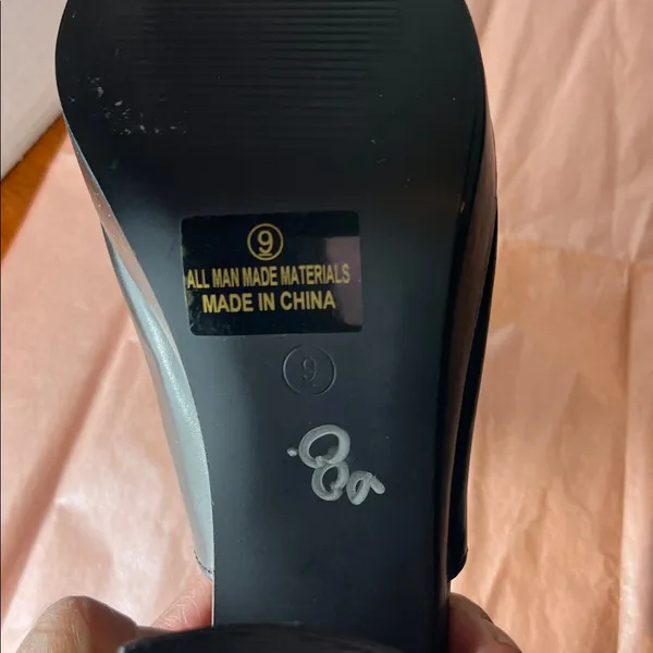 Lulu's Elegant Black Mules - Image 9