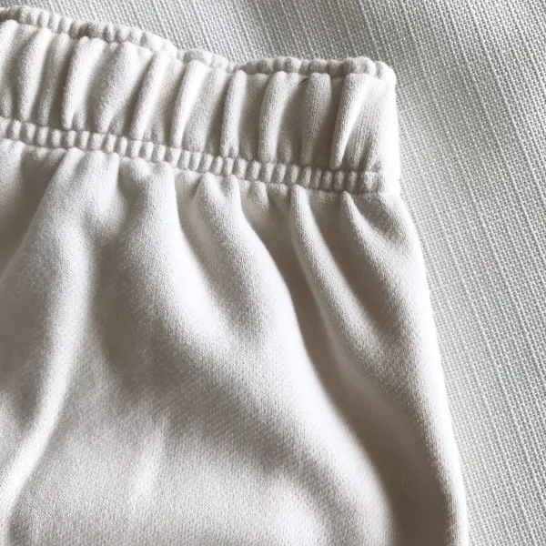 Lululemon Scuba Mid-Rise Oversized Short 3" Trim Light Ivory / Black NWT - Image 9