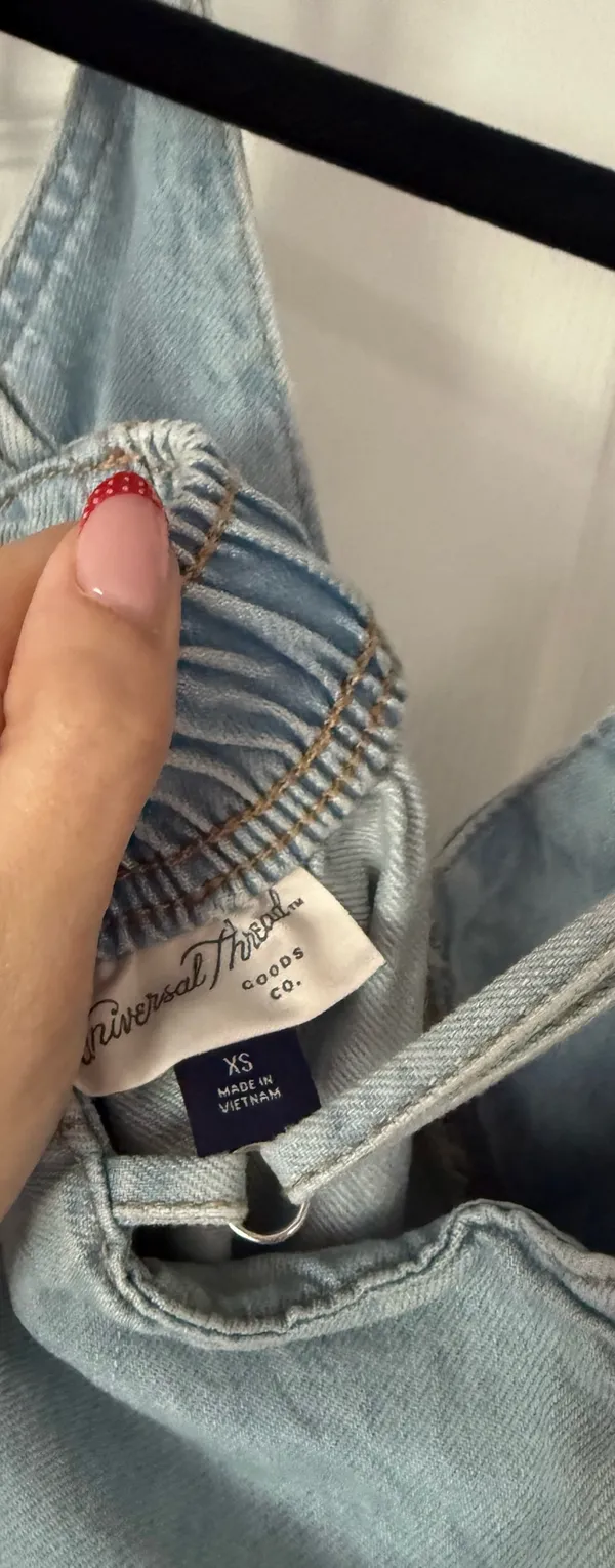 Universal Threads Denim dress - Image 4