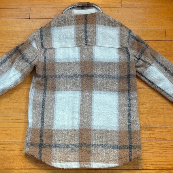 EUC AVEC Les Filles Plaid Shacket Size XS - Image 9