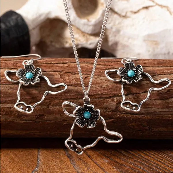 Silver Floral Cow Head Jewelry Set with Turquoise Accents - Image 3