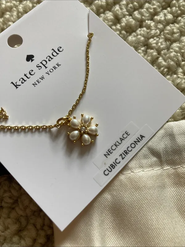 NEW kate spade Gold Flower Pendant Necklace Cubic Circonia with Cream Pouch NWT - Image 3