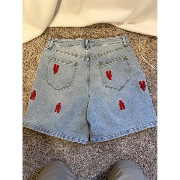Draper James Ava Cuff Denim Shorts Womens 12 Lobster Embroidered Light Wash - Image 6