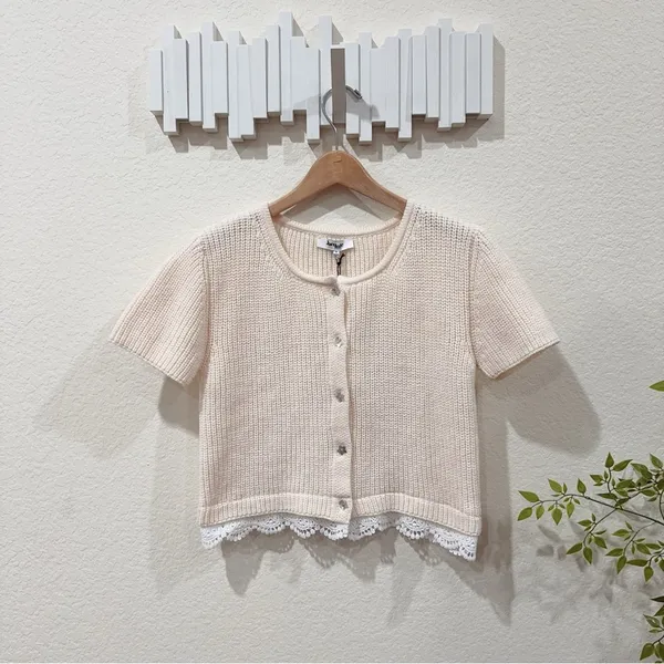 Jacquie The Label Cream Short Sleeve Knit Cardigan Star Buttons Lace Trim Top - Image 2