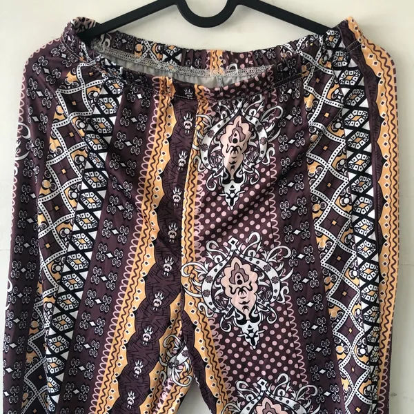 Amazon Hippie Bellbottom Stretchy Groovy Pants size Medium - Image 2