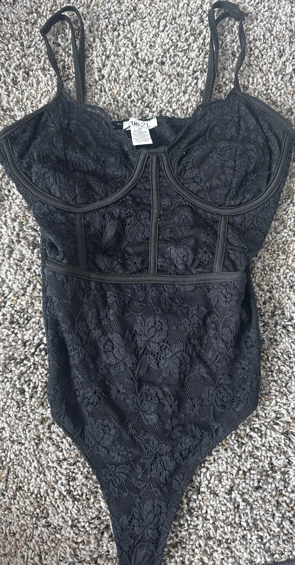 Rue 21 Bodysuit Lace Black - Image 2