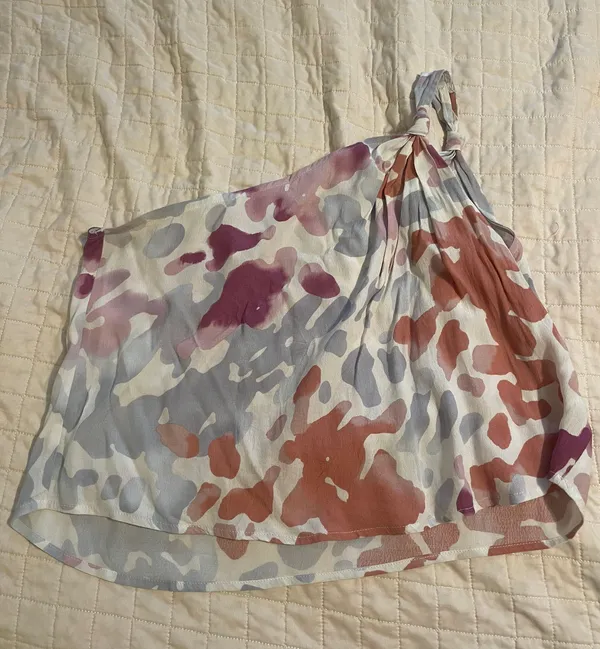 Sadie and Sage Boutique One Shoulder Tank - Image 2