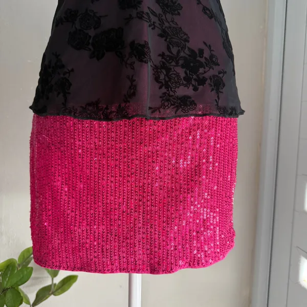 Shein BAE hot pink sequin mini skirt - Image 3