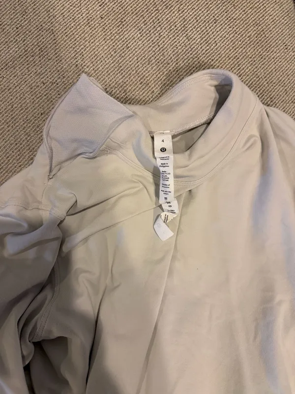 Lululemon Long Sleeve - Image 4