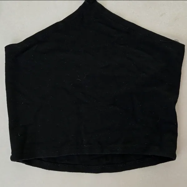 Brandy Melville Black Halter Neck Top - Image 3