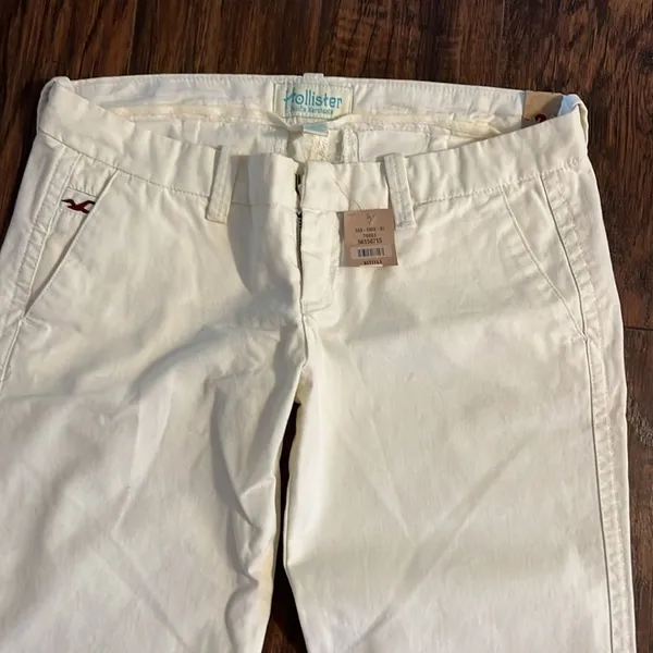 NWT Hollister Off White Beige Betty Cotton Lowrise Pants Size 3 - Image 2