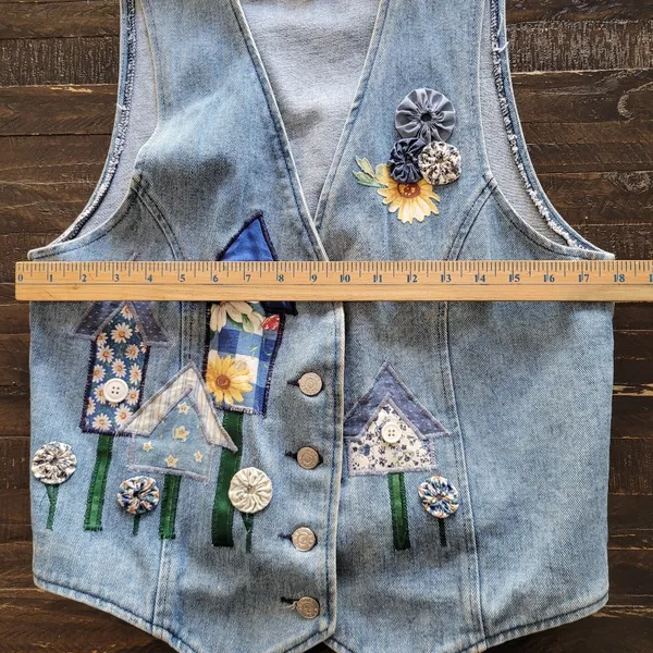 Vtg Apache Denim Vest - Women's Medium USA - BirdHouse/Flowers - Image 3