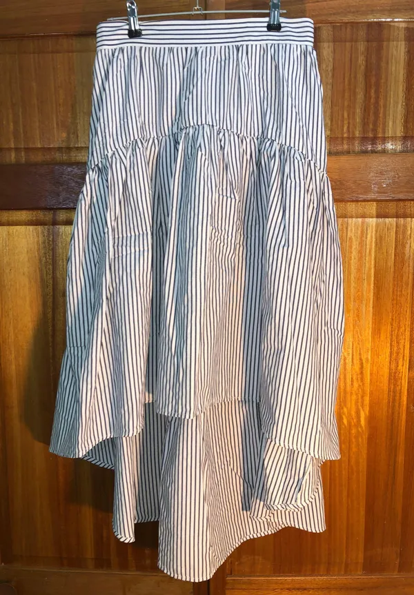 Zeagoo NWT High Low Navy Blue And White Stripe Skirt - M - Image 7