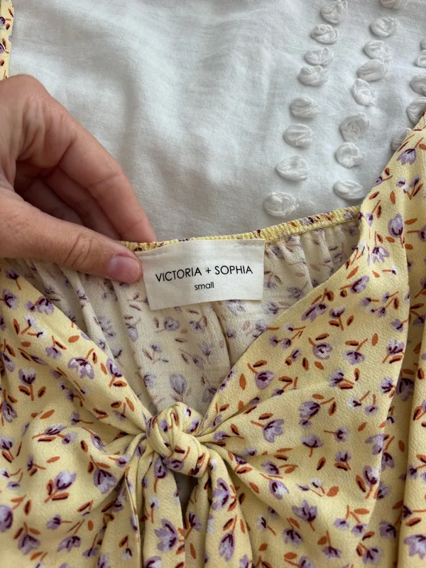 Victoria and Sophia Yellow Top - Image 2