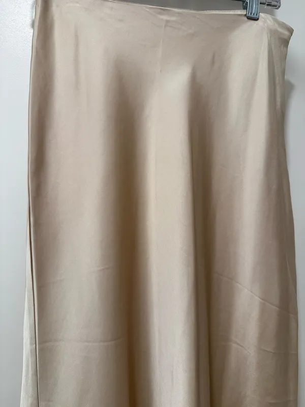 Abercrombie & Fitch satin midi skirt - Image 4