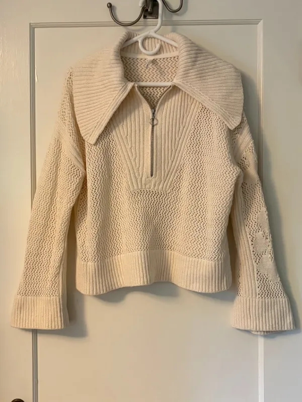 Anthropologie daily practice Half-Zip Oversized Pullover Sweater size medium - Image 3