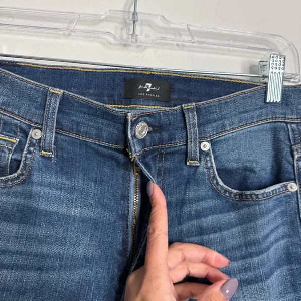 7 For All Mankind High Waist Cropped Straight Jeans Authentic Light Size 27‎ - Image 4