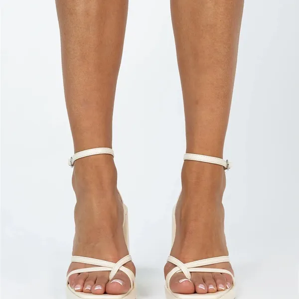 Princess Polly Cammie Heels Cream - Image 3
