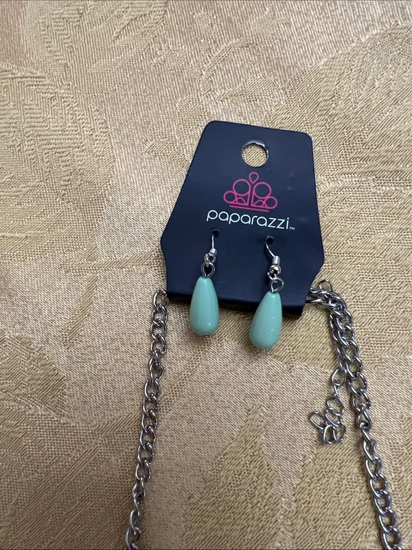 paparazzi Aqua Teardrop Layered Bib Necklace and Drop Earrings - Image 3