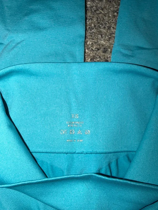 NVGTN Like new athletic leggings - Image 2