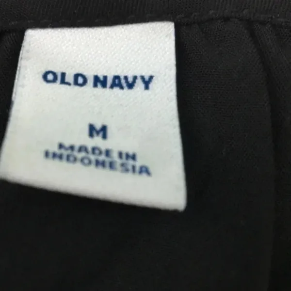old navy ladies blouse M - Image 3
