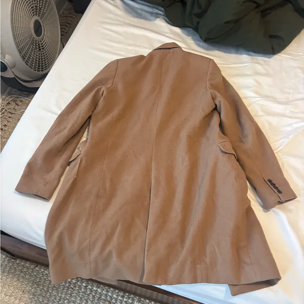 Uniqlo Women's Camel Trench Coat - Image 5