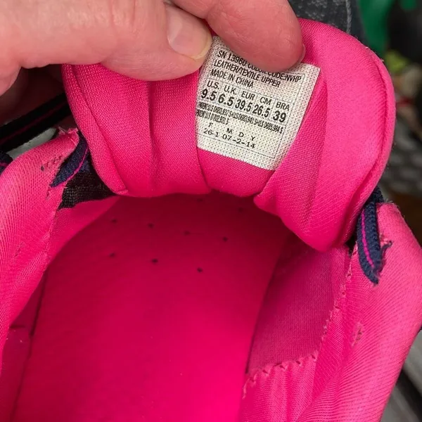 Sketchers size 9.5 Goga mat shoes. - Image 6