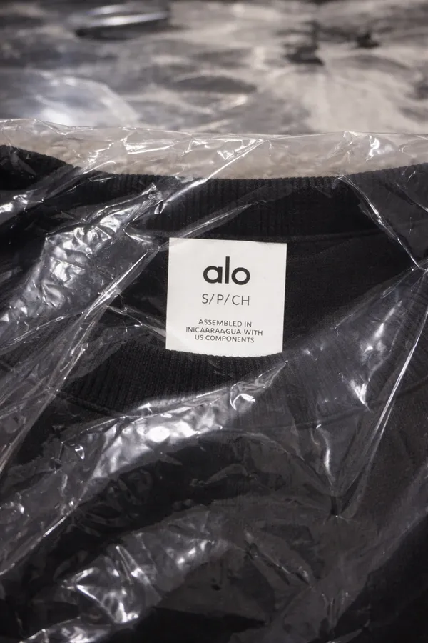 Alo Yoga Accolade Pullover Crewneck black brand new  - Image 5
