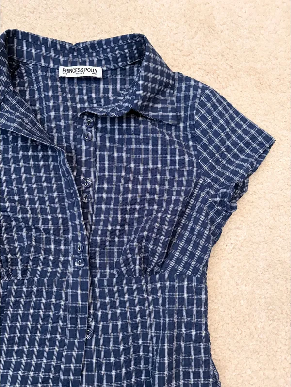 Princess Polly NWOT navy blouse - Image 4