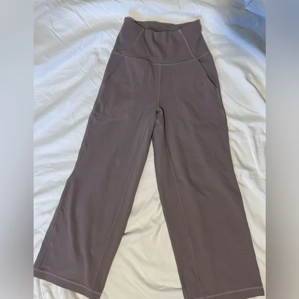 Lululemon Align Wide Leg Pants w/ 23” inseam- Like New - Image 5