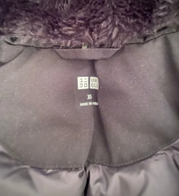 Uniqlo Jacket - Image 4