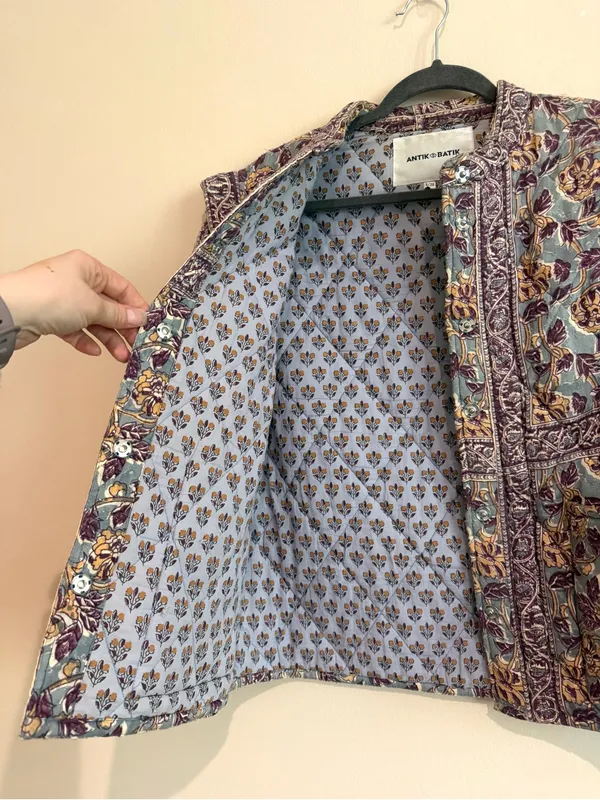 Anthropologie Antik Batik Jacket Quilted Cotton Floral Size Small - Image 9