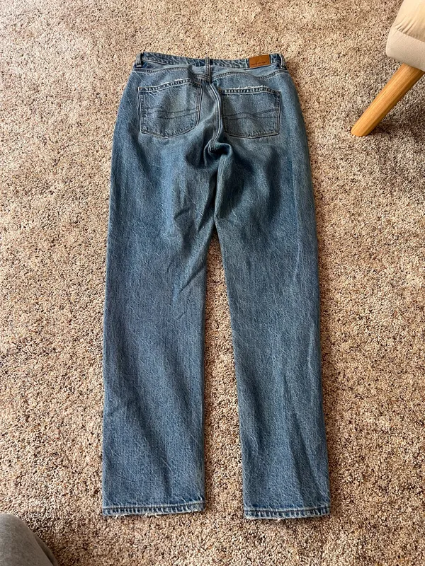 American Eagle Jeans Mom - Image 4