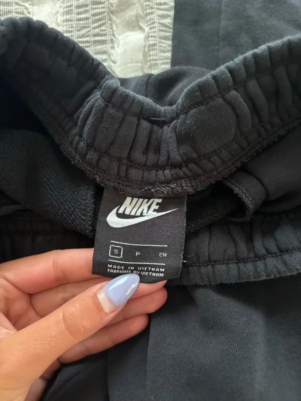Nike Sweatpants - Image 3