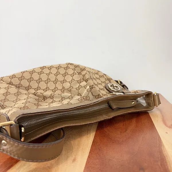 Pre-Owned Gucci GG Canvas Sukey Shoulder Bag‎ 296884 - Image 8