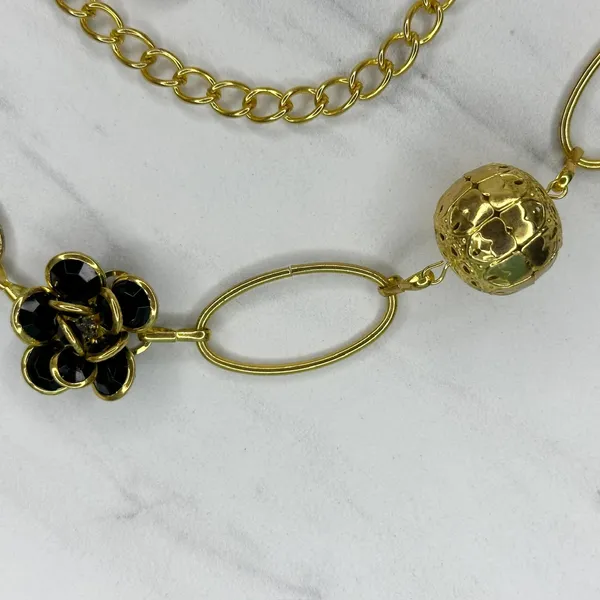 Black Rhinestone Flower Gold Tone Chain Link Belt One Size (OS) ✨ - Image 5