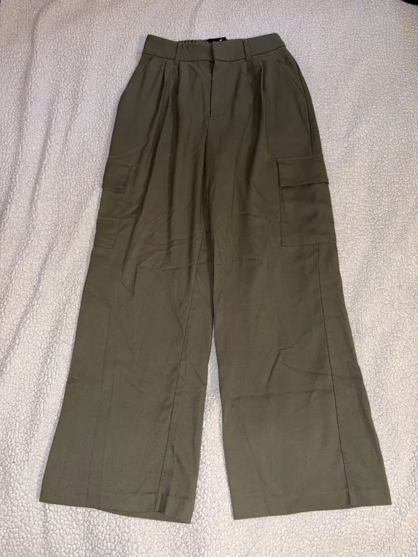 Hollister Ultra High-Rise Wide-Leg Pants - Image 8