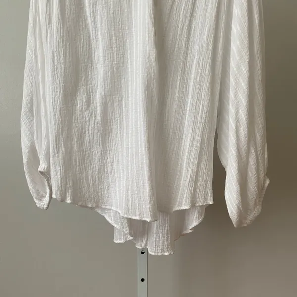 William B Size M White Blouse‎ Preppy Victorian Cotton Henley Coastal Boho - Image 3
