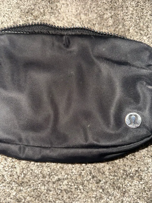 Lululemon Belt Bag - Image 3