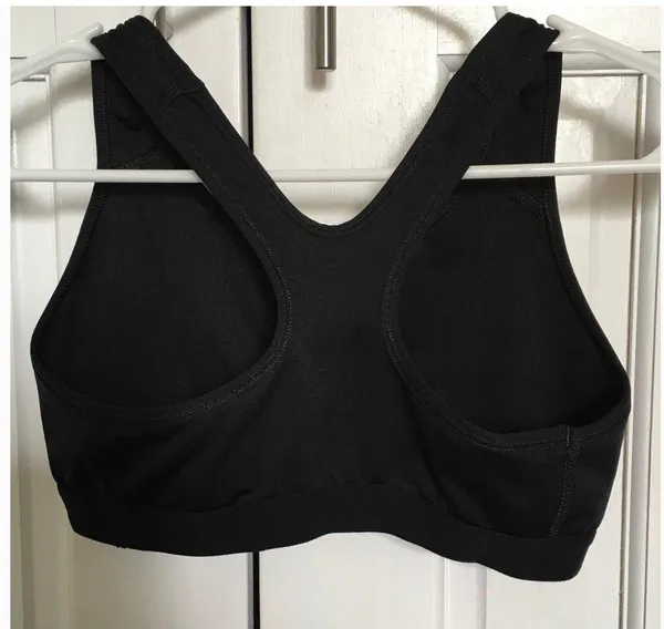 Nike Dry Fit Sport Bra Size M - Image 6