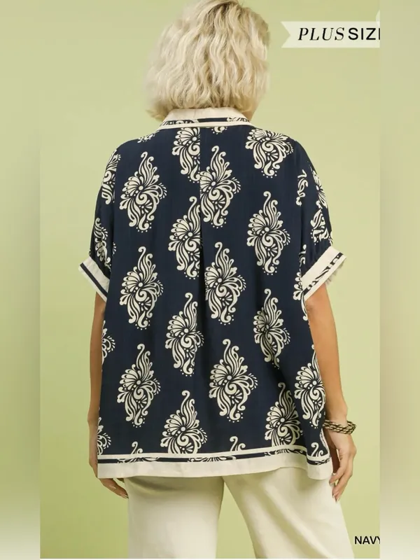 New! Umgee Navy Abstract  Print Button-Front Plus Size Top Size 1X - Image 5