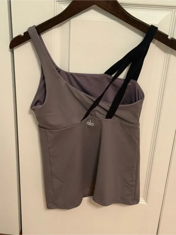 Alo Yoga Repose Tank in Purple Dusk - Image 3