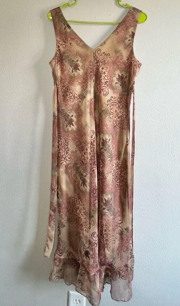 [New York and Company] Vintage Ruffle Hem Midi Dress- Size 8 - Image 4