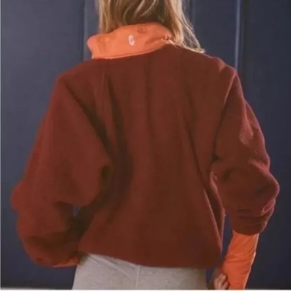 FREE PEOPLE Movement Hit The Slopes Pullover in Dark Red Size Medium - Image 9