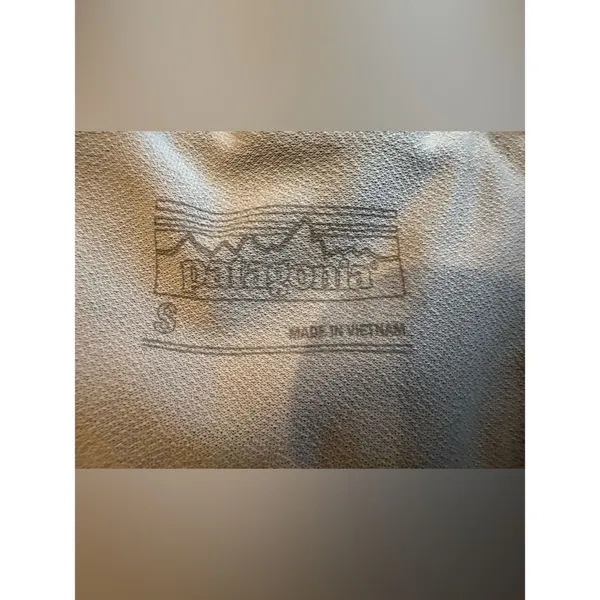 Patagonia Women's Nine Trails Shorts Mauve Purple Camo Small - Image 4