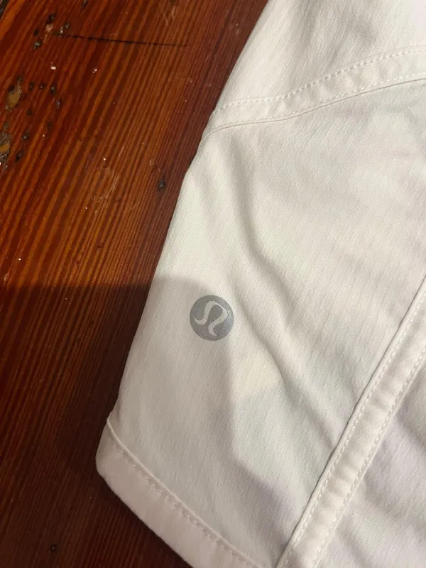 Lululemon White Shorts 4” - Image 4