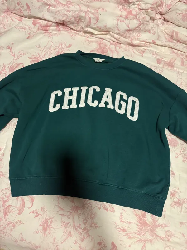 H&M Sweatshirt - Image 5